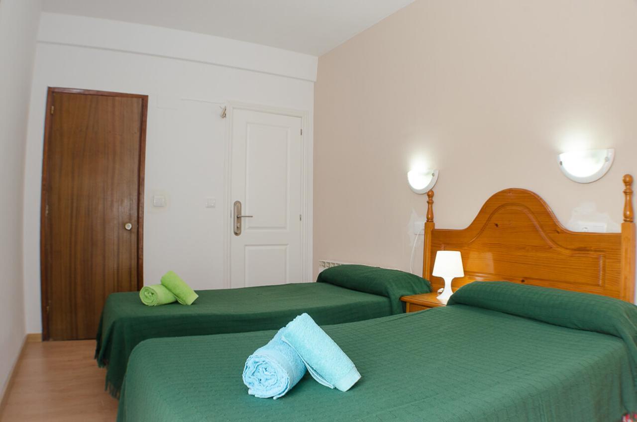 Hostal Los Calatravos Alcañiz エクステリア 写真