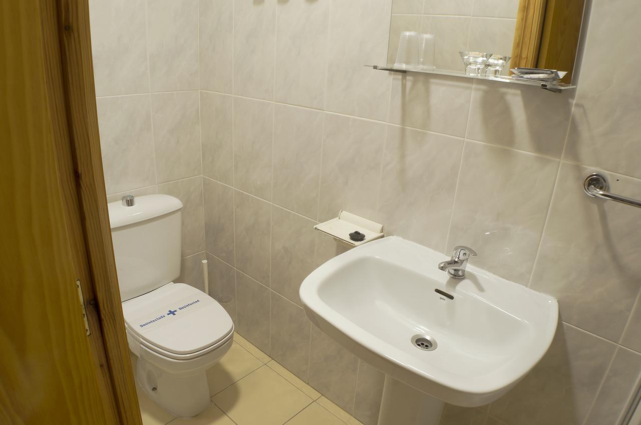 Hostal Los Calatravos Alcañiz エクステリア 写真