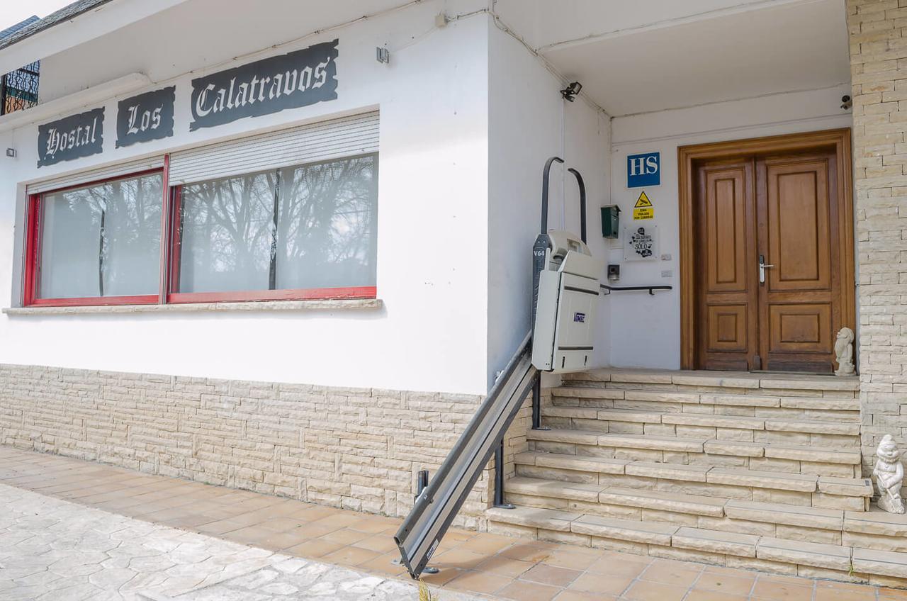 Hostal Los Calatravos Alcañiz エクステリア 写真